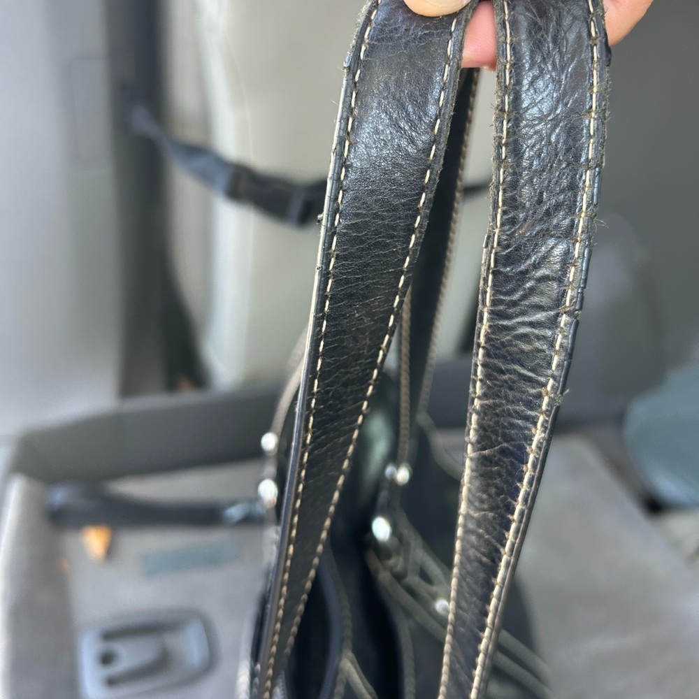 Fossil Black Leather Logo Patch Handbag - Picture 4 of 10